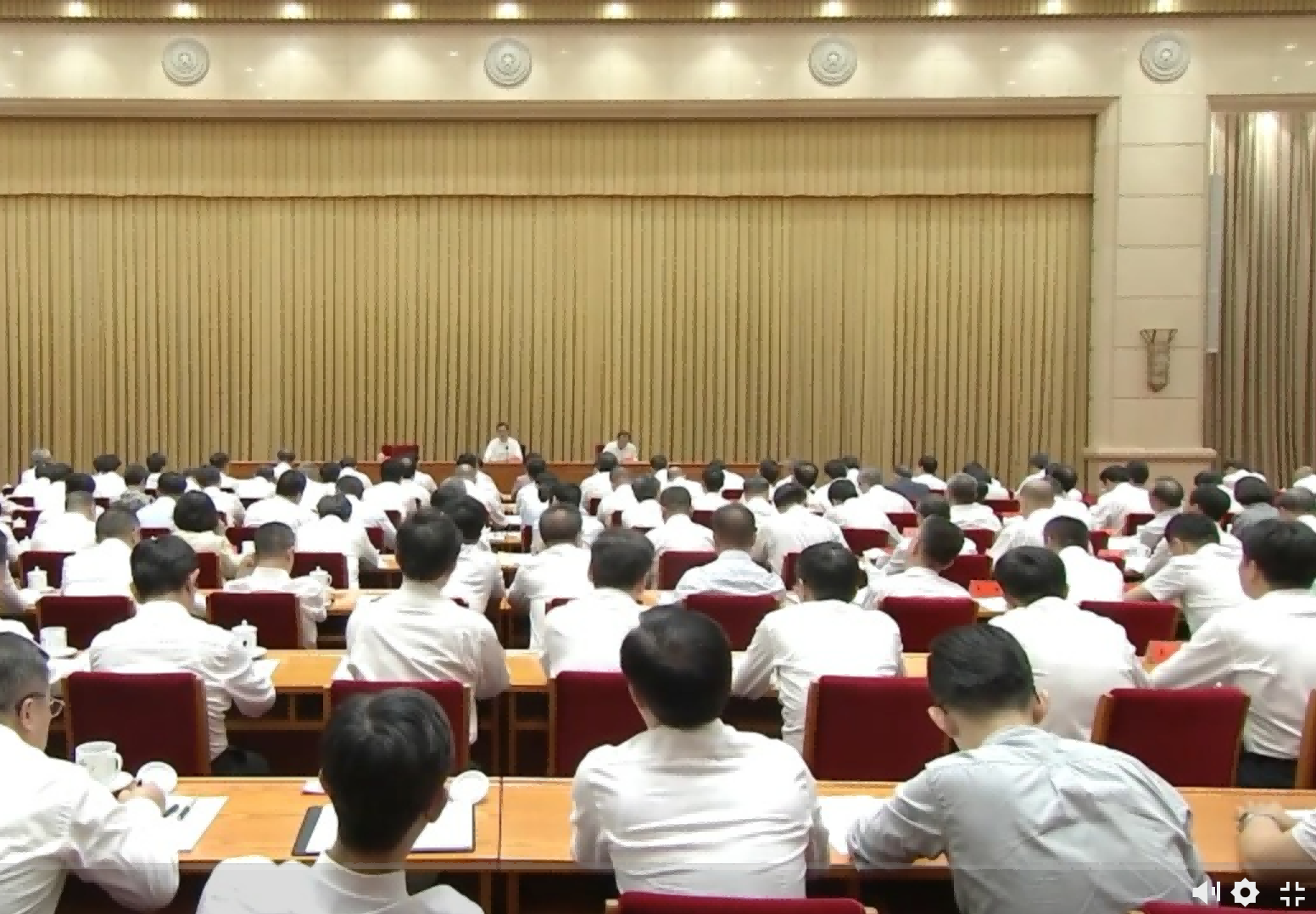 习近平：全面推进美丽中国建设 加快推进人与自然和谐共生的现代化